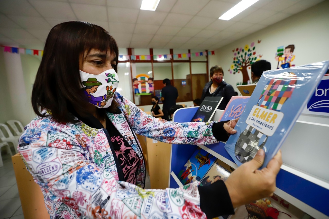Viceministra Sonaly Tuesta: Las bibliotecas transforman a los niños en mejores seres humanos”