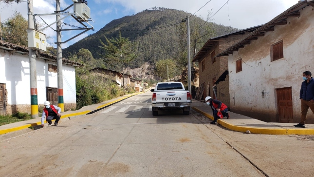 Contraloría evidenció el sobredimensionamiento de ancho de calzada en red vial de Chincheros