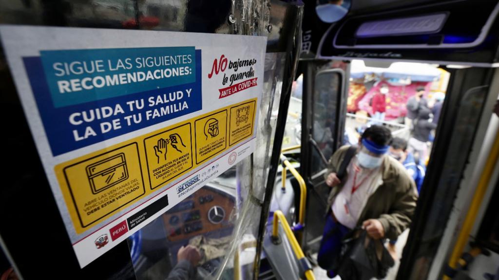 Minsa, ATU y la PNP promueven la vacunación contra la COVID-19 de actores clave para la ciudad