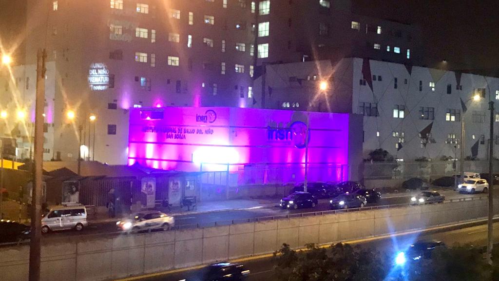Sede del Minsa y otros establecimientos de salud se iluminaron de morado por Día Mundial del Niño Prematuro