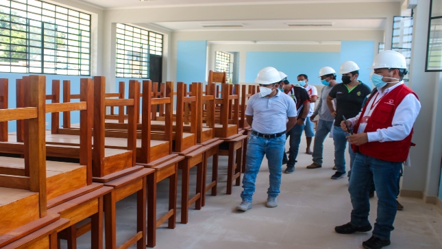 Contraloría alerta riesgos en obra de mejoramiento de institución educativa en Nieva