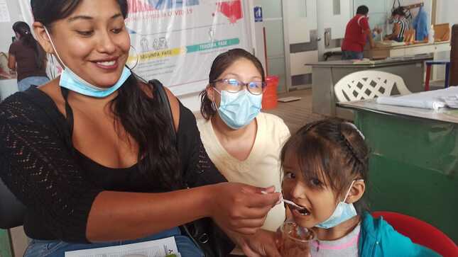 Sesión demostrativa de preparación de alimentos ricos en hierro