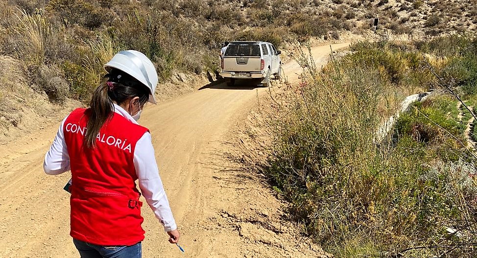 Contraloría detectó deficiencias en el acabado del mantenimiento periódico y rutinario efectuado en el tramo 4 de un camino vecinal ubicado en la provincia de Tarata.