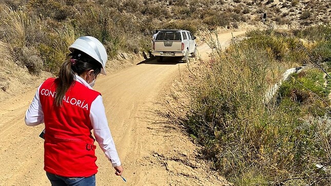 Contraloría detectó deficiencias en el acabado del mantenimiento periódico y rutinario efectuado en el tramo 4 de un camino vecinal ubicado en la provincia de Tarata.