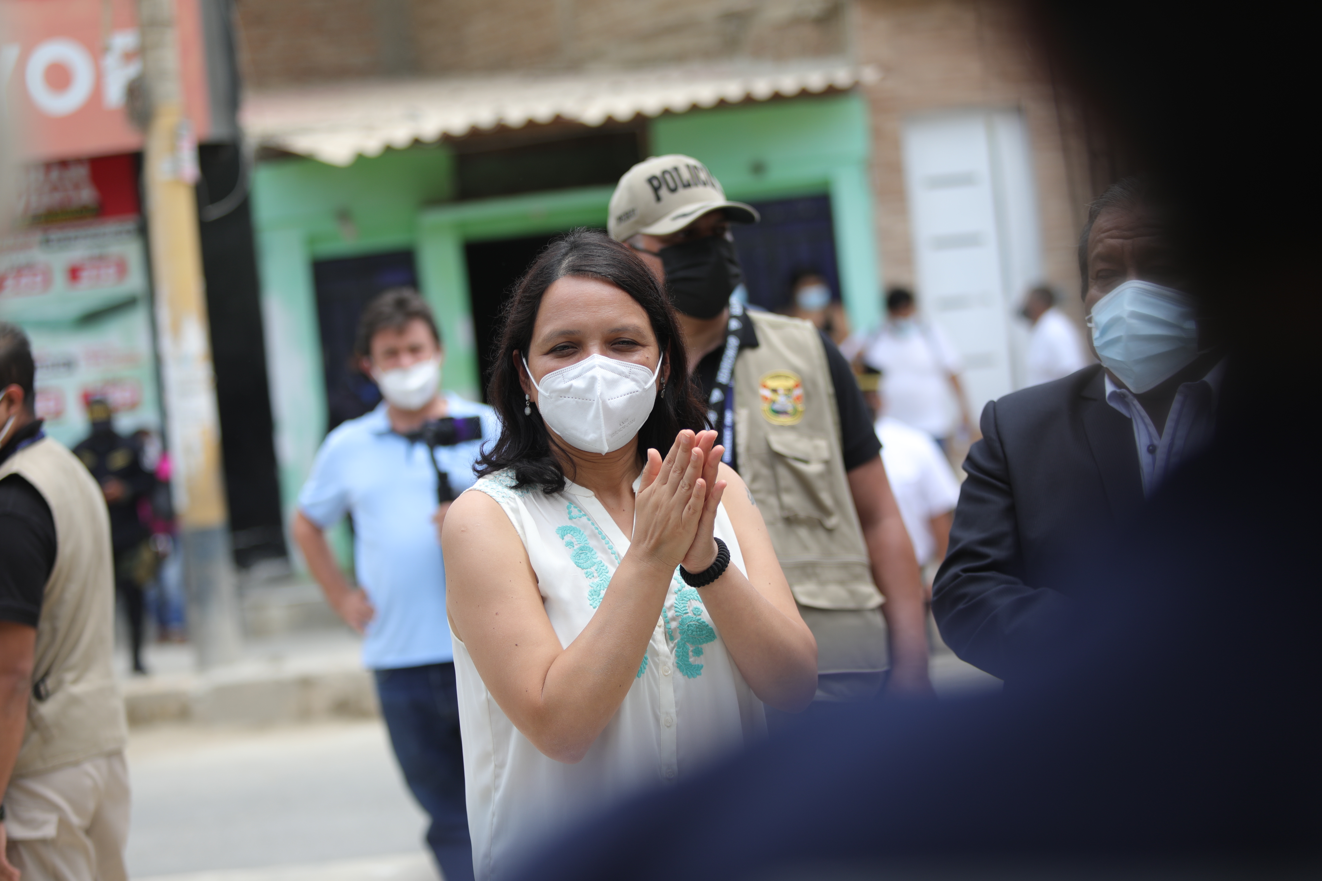 Ministra Anahí Durand en homenaje a Manuela Sáenz