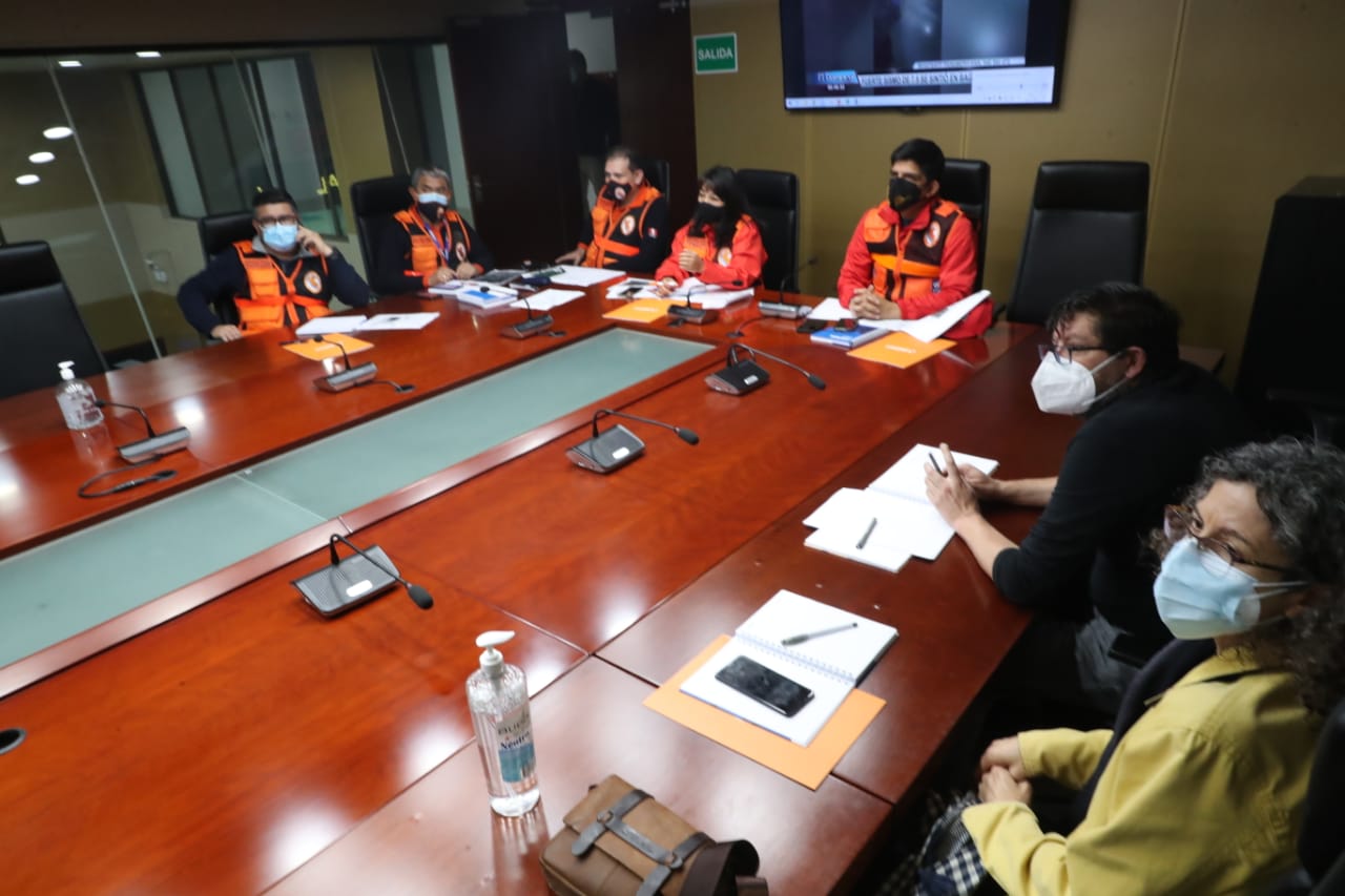 reunión de coordinación presidida por el jefe de Estado en la sede del Centro de Operaciones Emergencia Nacional (COEN)