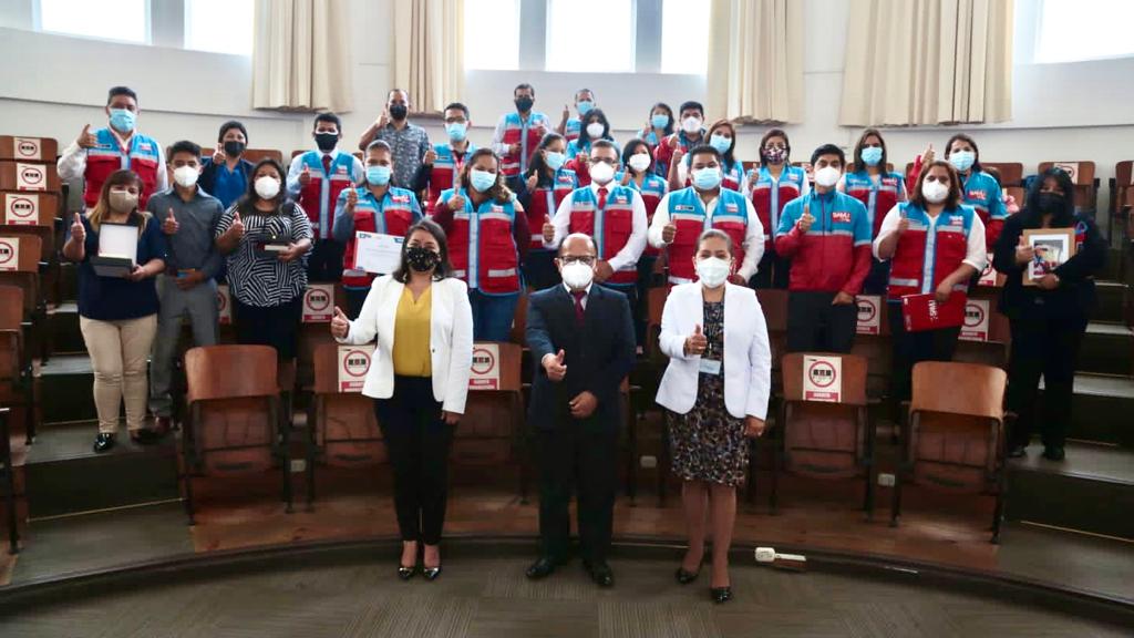 Minsa rinde homenaje a trabajadores fallecidos del Sistema de Atención Móvil de Urgencia