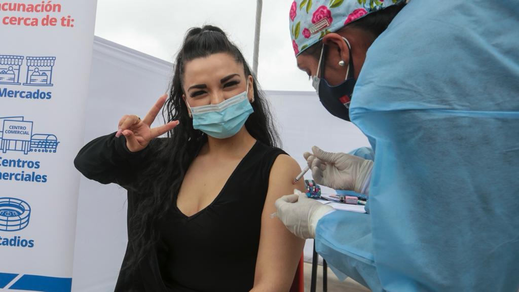 Variante ómicron: optimizar la vacunación contra la COVID-19 y continuar con las medidas sanitarias es crucial para contener el virus