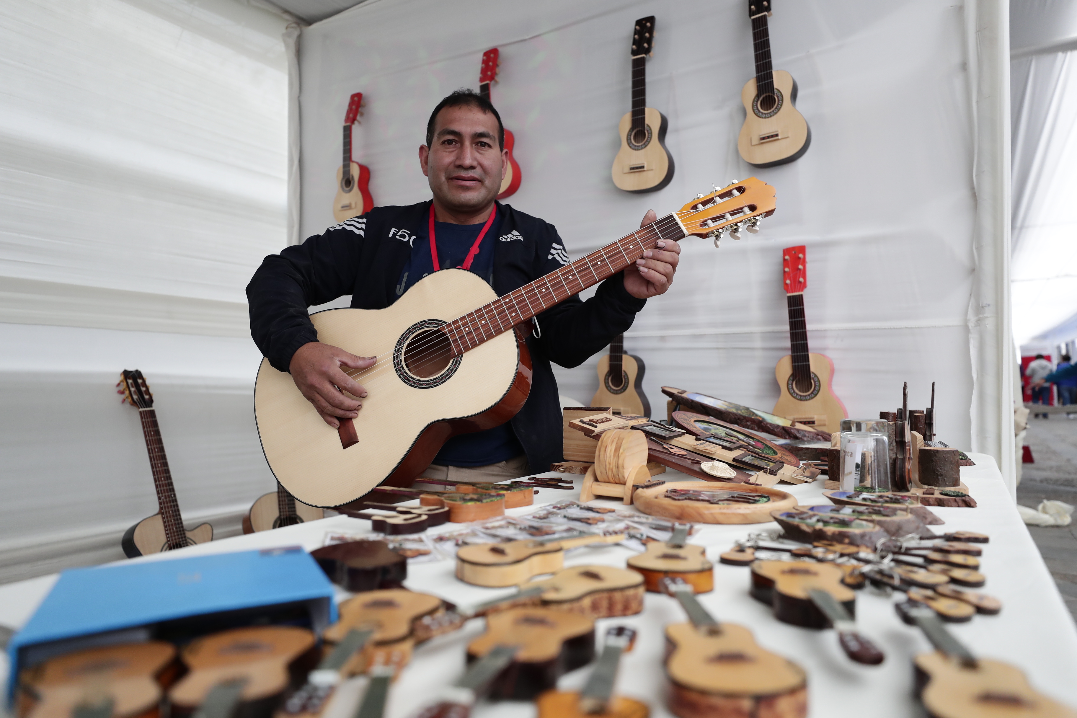 Ruraq Maki regresa a la presencialidad en Lima con más de 100 colectivos de arte tradicional