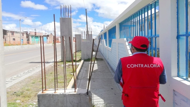 Puente peatonal construido sin autorización de Provías Nacional generó perjuicio de S/ 223 mil