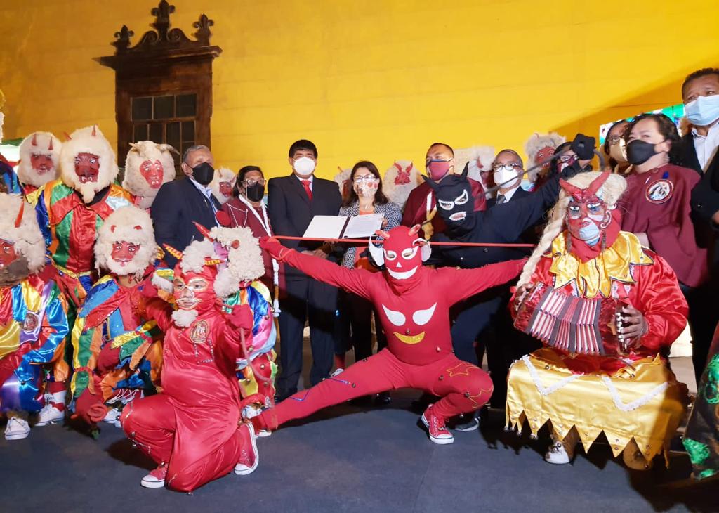 Ministra de Cultura inauguró la Exposición Venta Ruraq Maki – Hecho a mano en Trujillo