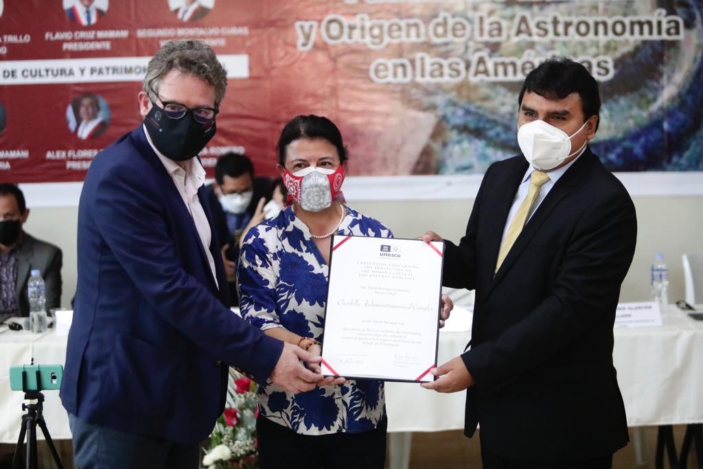 Ministra de Cultura y UNESCO entregan declaratoria del Complejo Arqueoastronómico Chankillo como Patrimonio Mundial