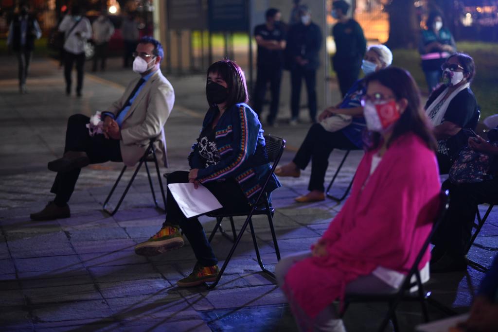 Ministra de Cultura acompañó a mujeres de organizaciones sociales del Cercado en presentación de cortometraje Sabiduría Madre