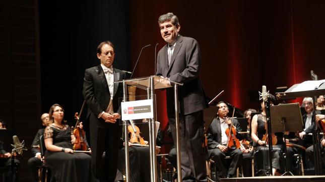  OSN contribuye a la construcción de una aldea universal
