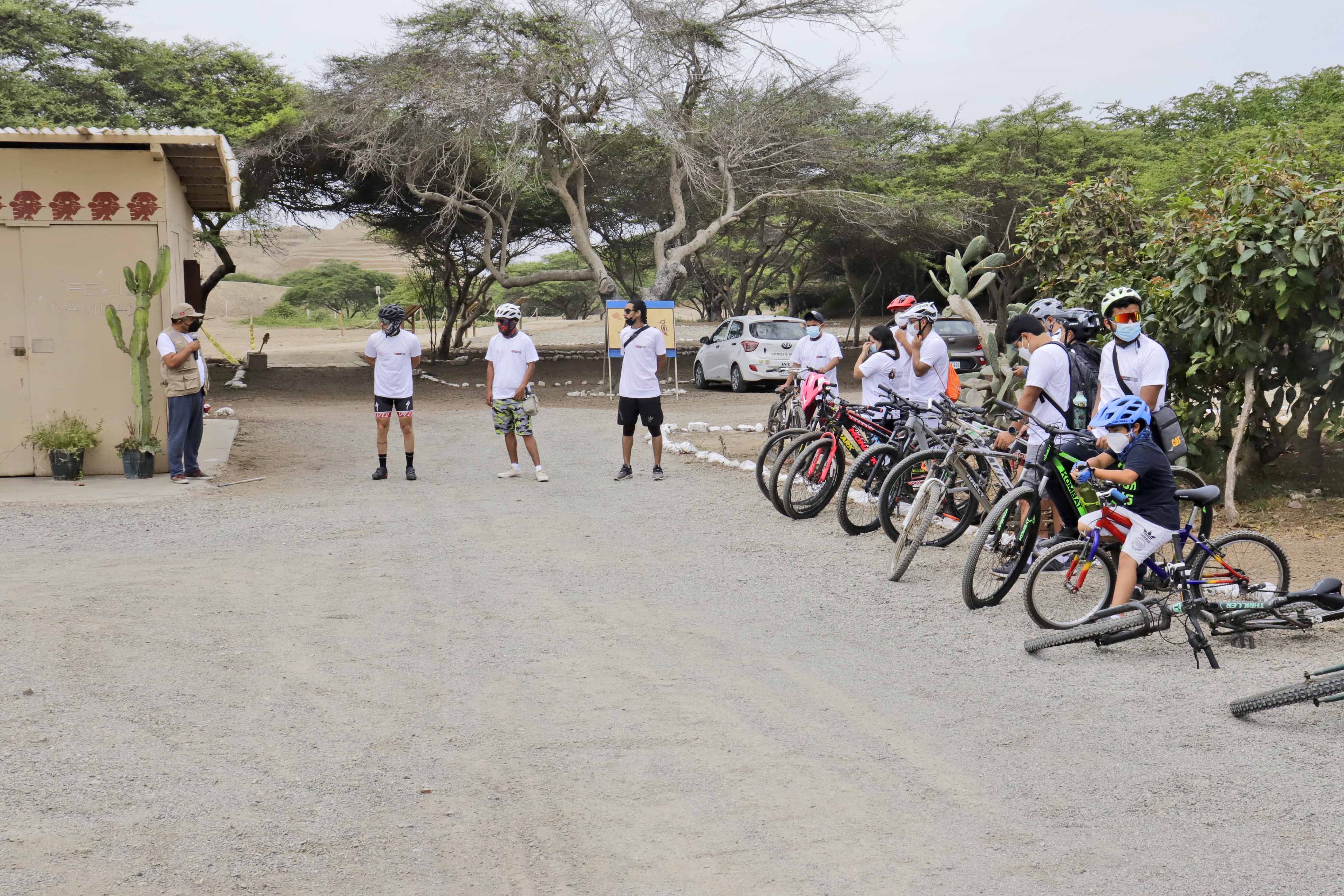 Chan Chan: Novedoso taller de sensibilización sobre ruedas involucró a ciclistas de todas las edades