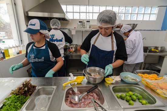 Perú busca reconocimiento de la UNESCO de las prácticas y significados asociados a la preparación y consumo del ceviche