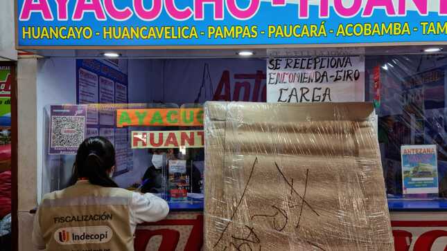 El Indecopi realiza acciones de fiscalización a empresas de transportes terrestres y vuelos aéreos en defensa de los consumidores.