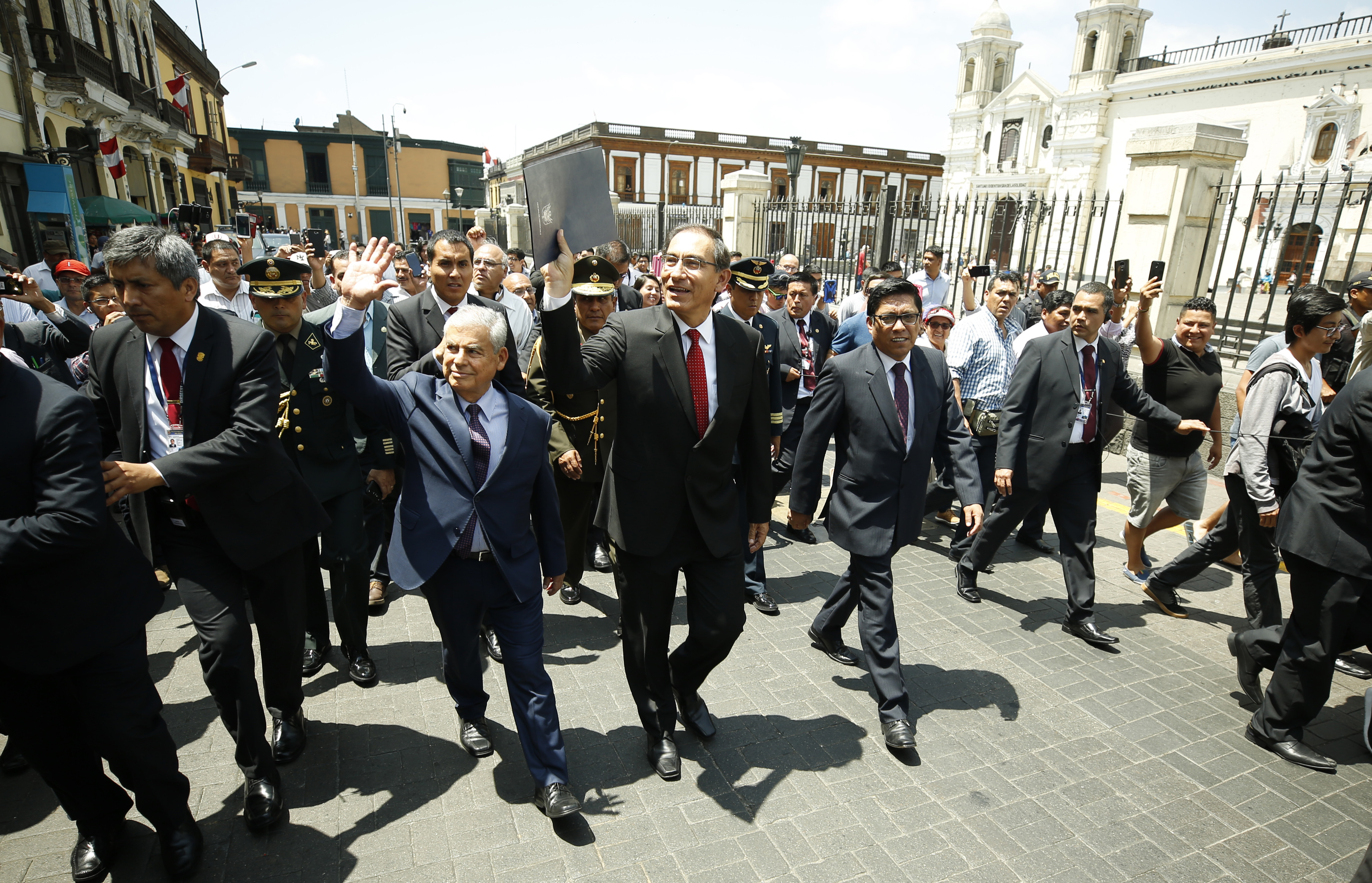 César Villanueva Arévalo instó hoy al Congreso de la República a debatir con celeridad el proyecto de ley del Gobierno que modifica la Ley Orgánica del Ministerio Público y declara en emergencia la Fiscalía.