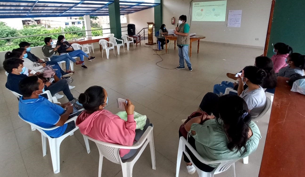 Más de 70 jóvenes de pueblos indígenas y el pueblo afroperuano fueron capacitados en derechos colectivos y valoración de diversidad cultural
