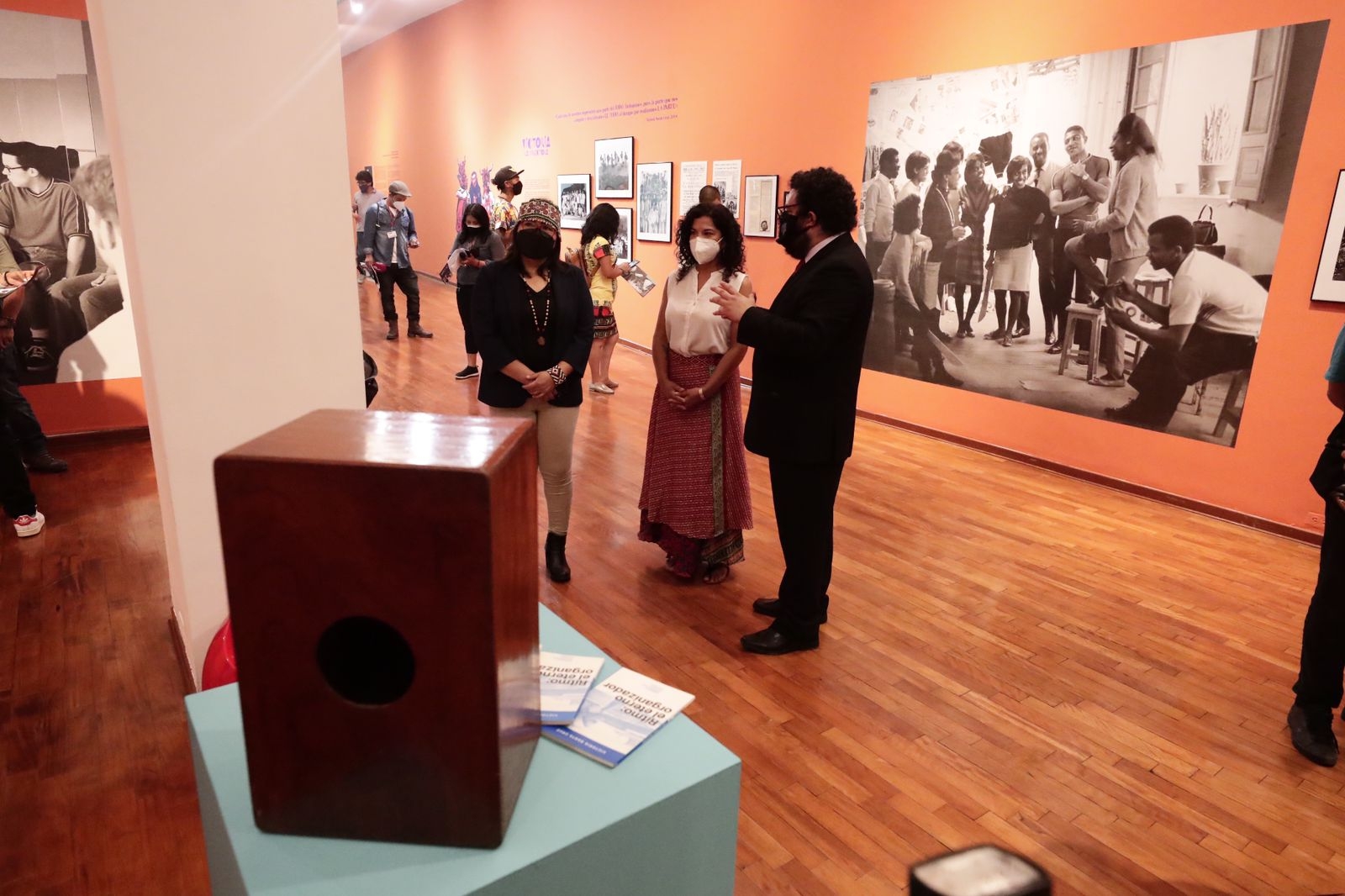Viceministra de Interculturalidad: exposición sobre Victoria Santa Cruz aporta a difusión de su legado e invaluable aporte