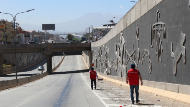 CGR identifica perjuicio de 2.6 millones de soles en colocación de murales y monumentos en Variante de Uchumayo