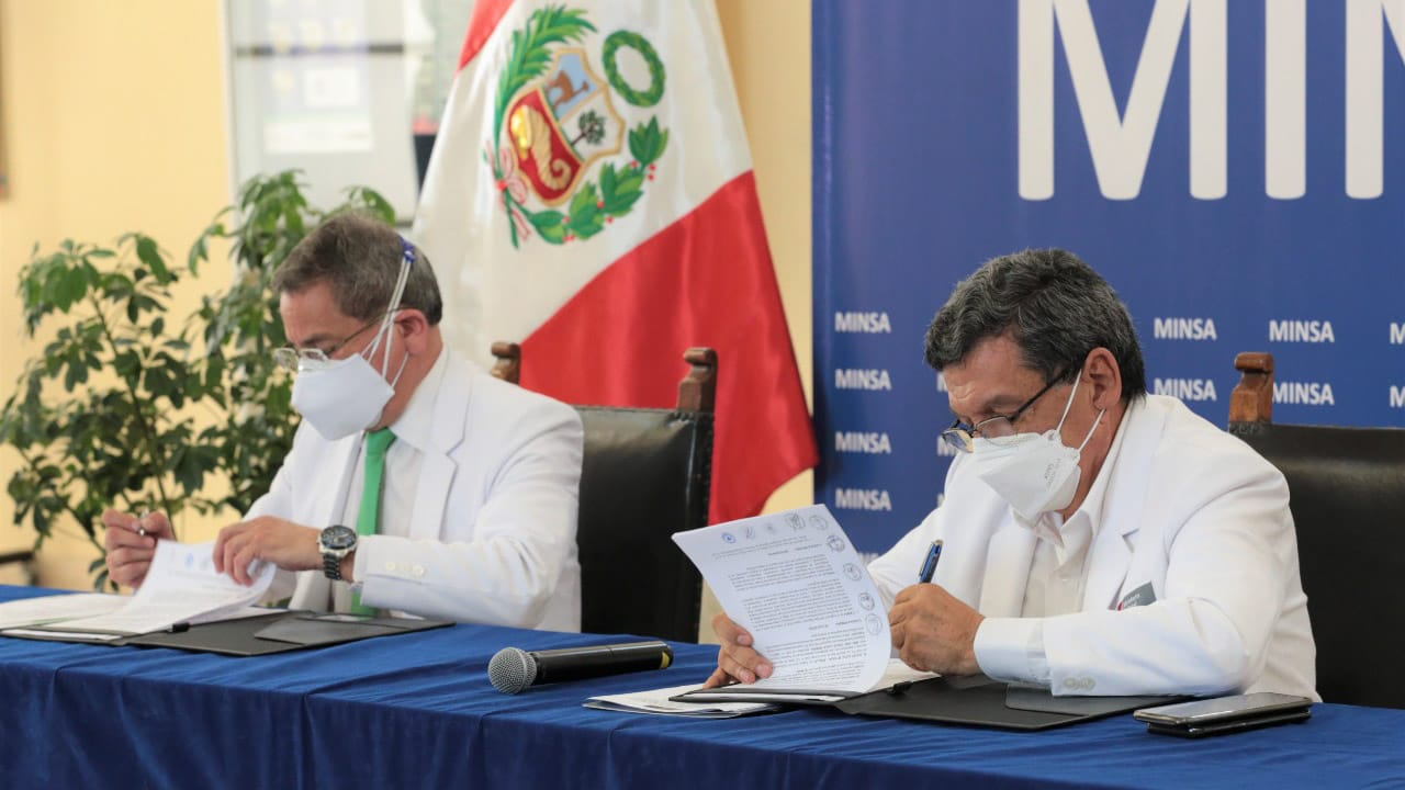 Minsa y EsSalud suscriben convenio para implementar el Registro Nacional de Historia Clínica Electrónica Única