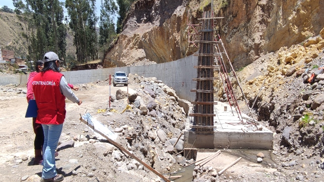 Contraloría detectó deficiencias en obra de defensa ribereña del río Sicra que ponen en riesgo su finalidad