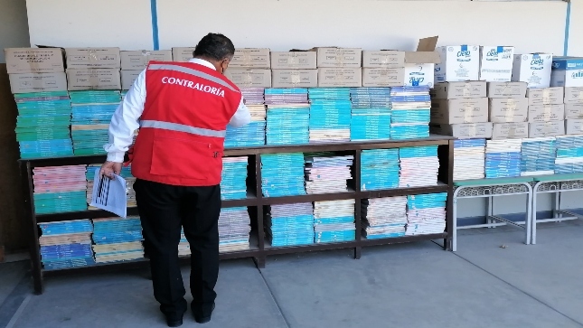 Contraloría supervisa más de cien instituciones educativas públicas en Lima Provincias