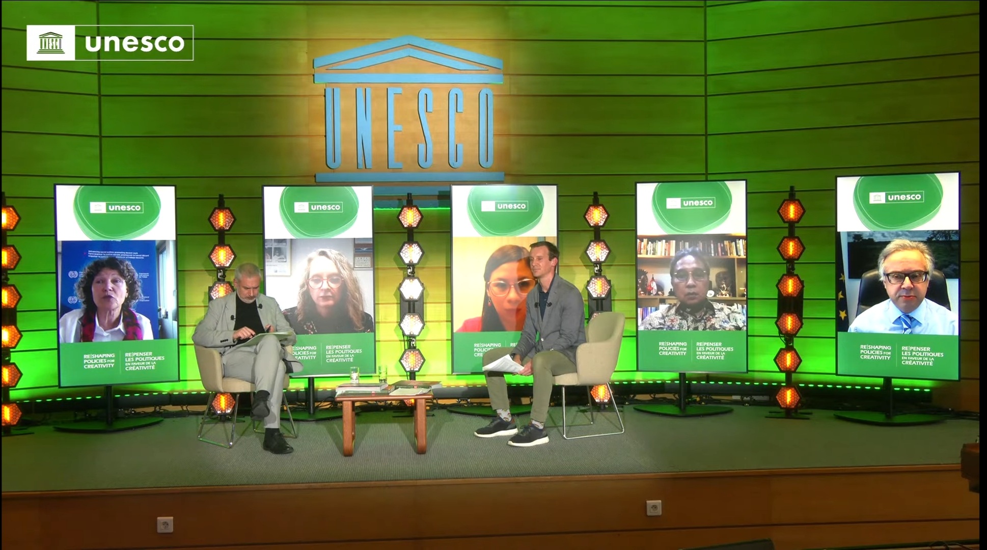 Segundo panel denominado: “Plantear la cultura como un bien público global a través de una nueva generación de políticas para la creatividad”