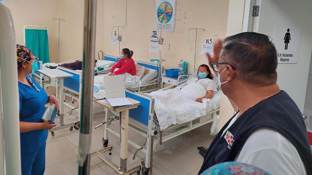Ministro Hernán Condori Machado realizó visita inopinada a Hospital San Juan de Lurigancho