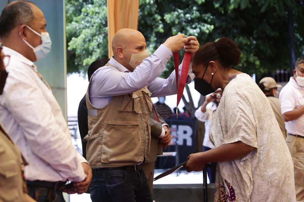 Ministerio de Cultura entrega distinción Personalidad Meritoria de la Cultura a representantes de la Cultura Afroperuana en Nazca