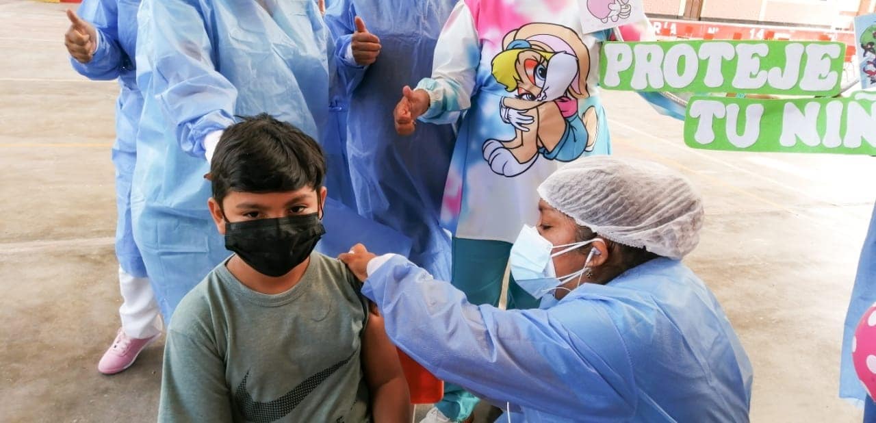 Gobierno regional de Áncash inicia jornada de vacunación contra el covid-19 a niños de 10 y 11 años