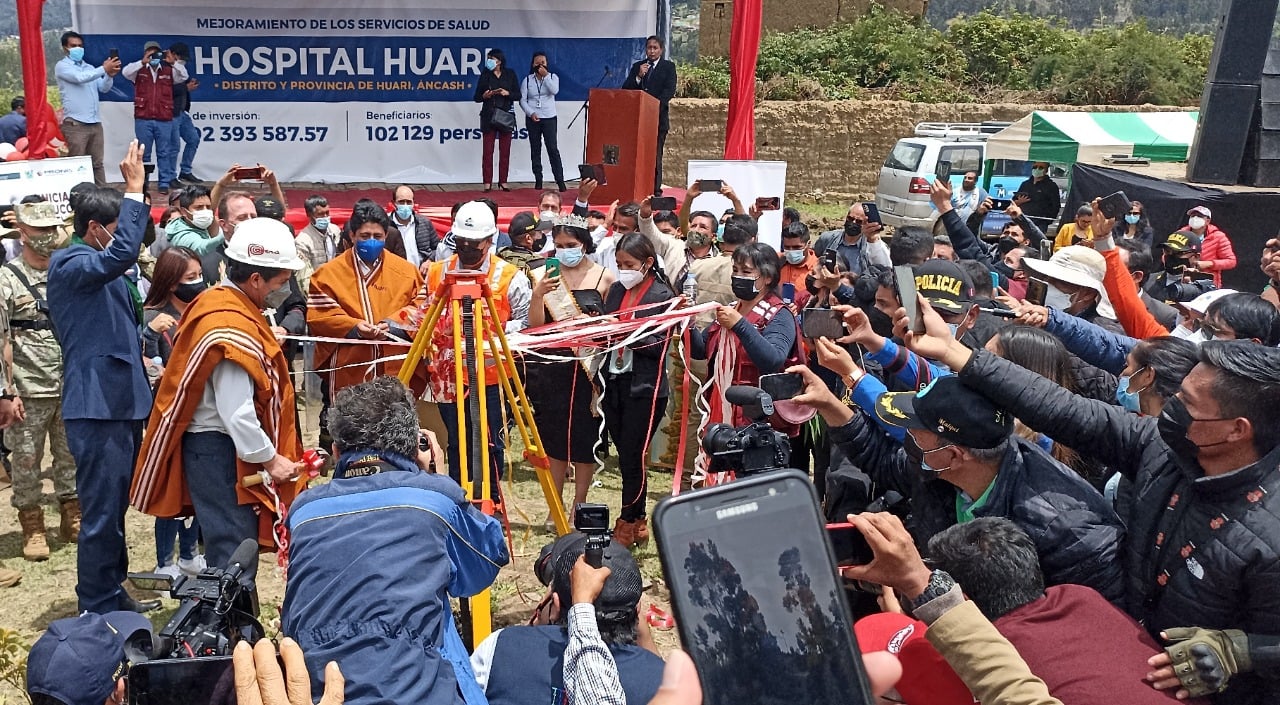 Presidente Castillo se compromete a financiar obras de Hospital La Caleta y proyecto Chinecas
