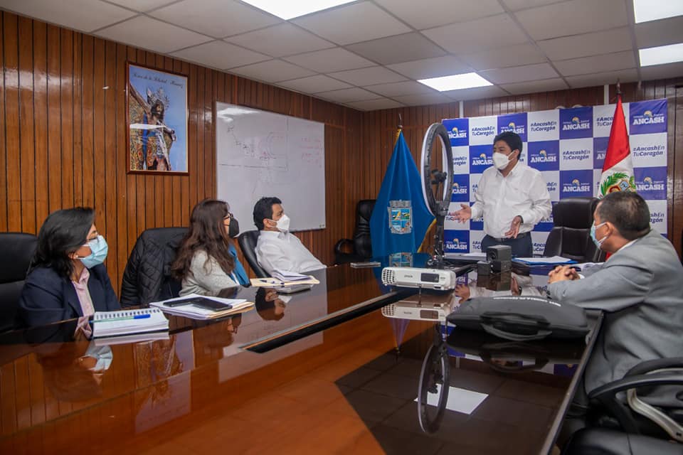 Gobierno regional y Minedu toman medidas para garantizar regreso de niños a clases presenciales