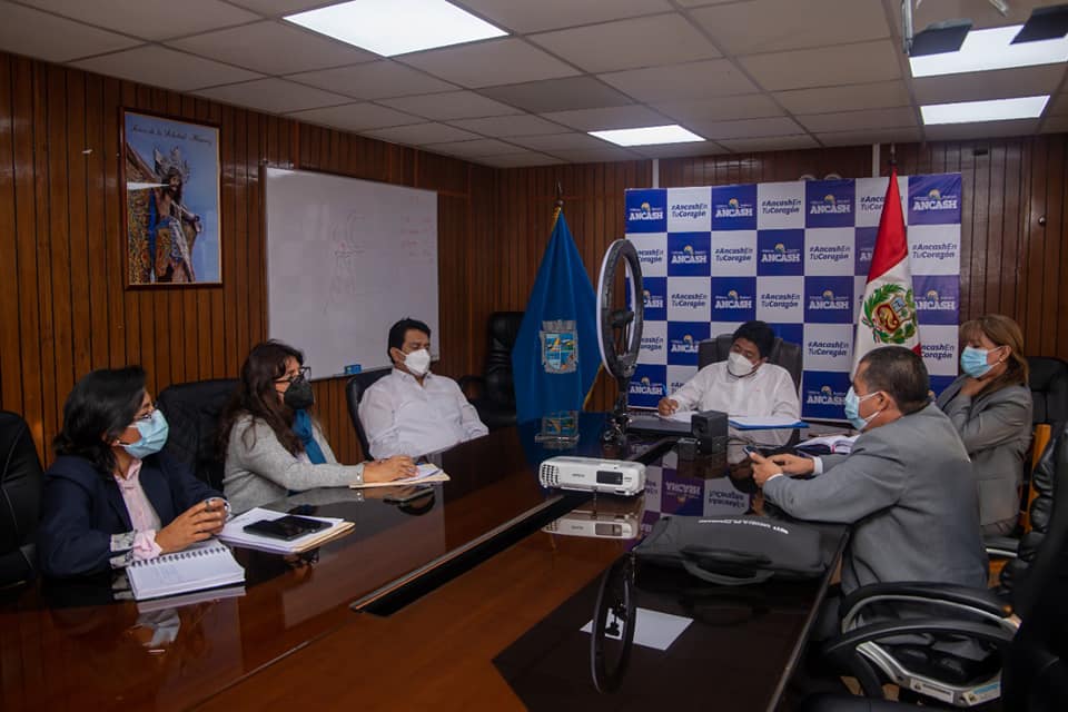 Gobierno regional y Minedu toman medidas para garantizar regreso de niños a clases presenciales