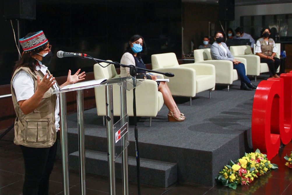 Viceministra de Interculturalidad Rocilda Nunta lideró reconocimiento a participantes del curso virtual “Hablemos de Racismo”