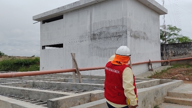 Contraloría advierte al Gobierno Regional deficiencias en obra de saneamiento de Irázola
