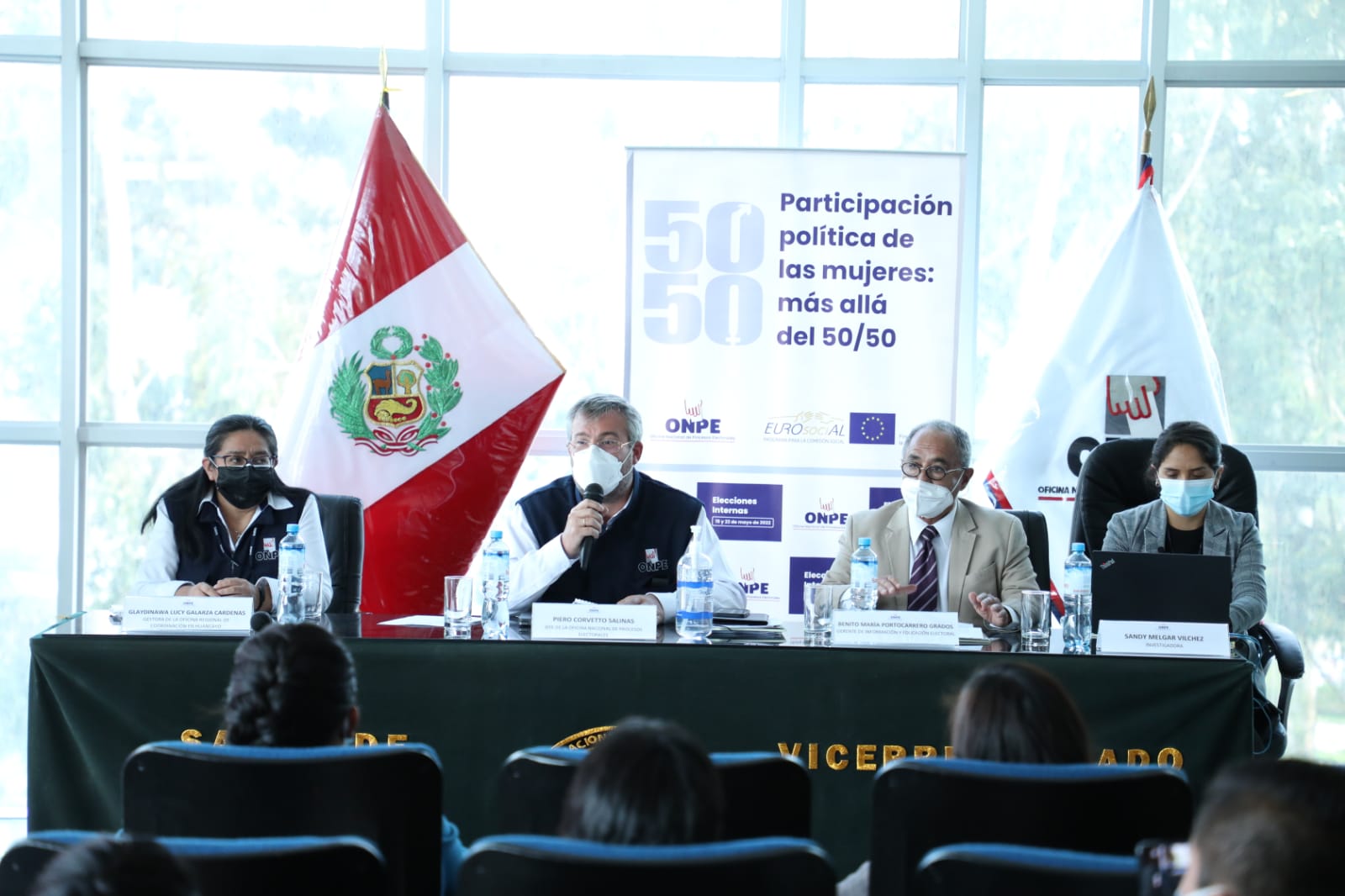 El jefe de la Oficina Nacional de Procesos Electorales (ONPE), Piero Corvetto, estuvo presente en la inauguración de este taller macrorregional sobre paridad y alternancia. (Foto: ONPE)