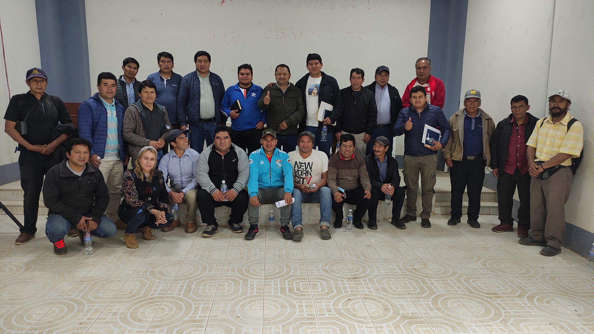 Imagen 1, tomado en el auditorio de la Municipalidad Distrital de Chalamarca.