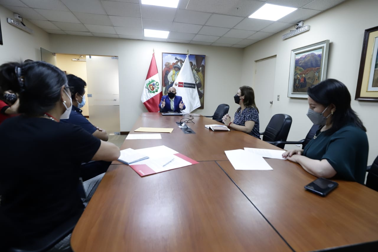 Ministro de Cultura anuncia la creación de la Cinemateca Nacional