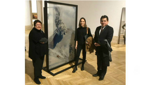 Elvira Velasquez, Elena Damiani y Pablo Cisneros.