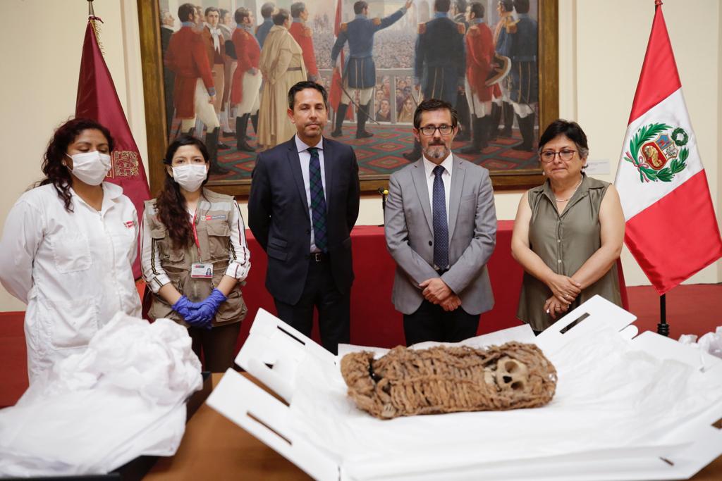 Ministerio de Cultura: museo estadounidense devuelve primera momia infante prehispánica