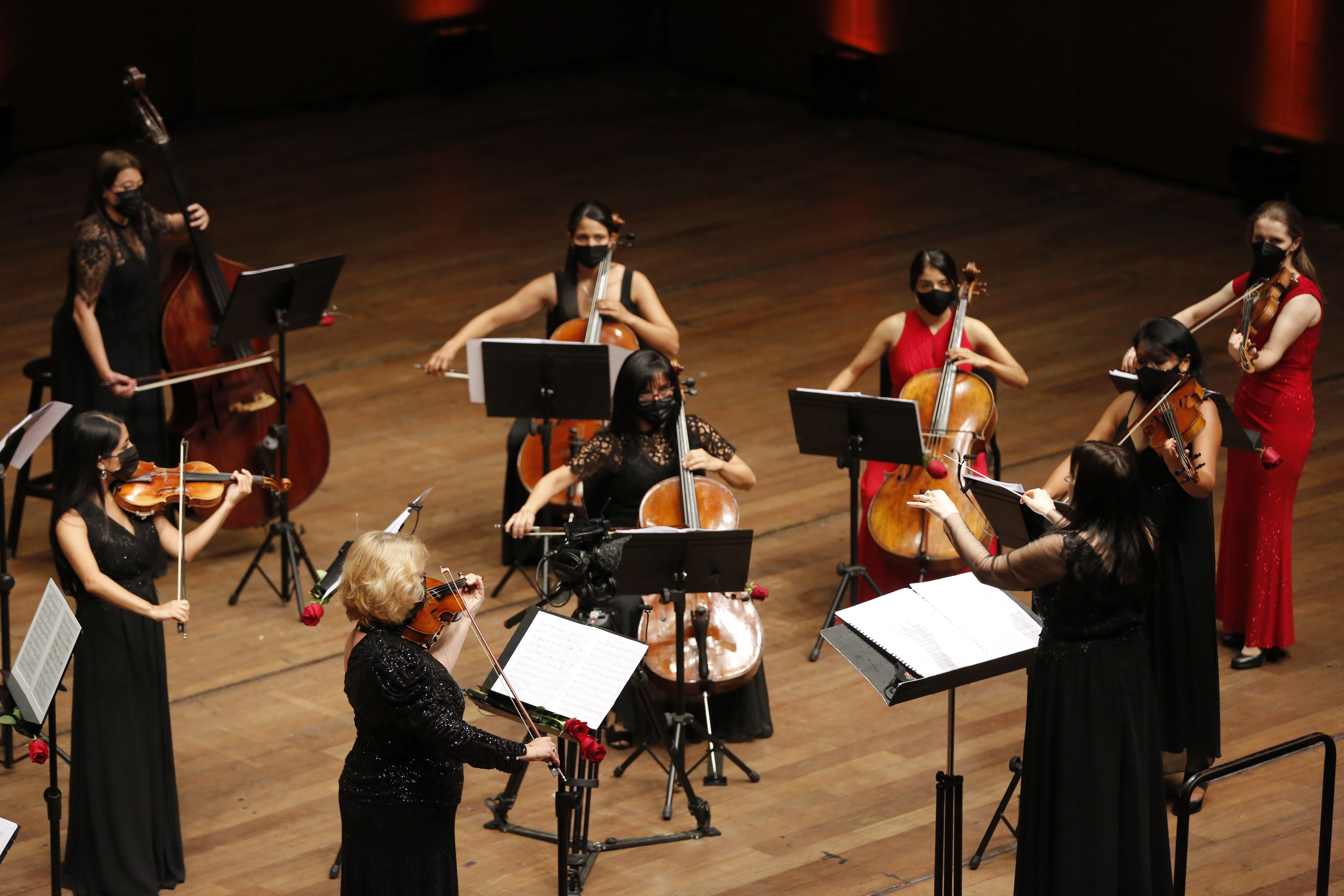 Ministerio de Cultura presentó a Paqari Camerata & Nathalie Marin en el Gran Teatro Nacional 