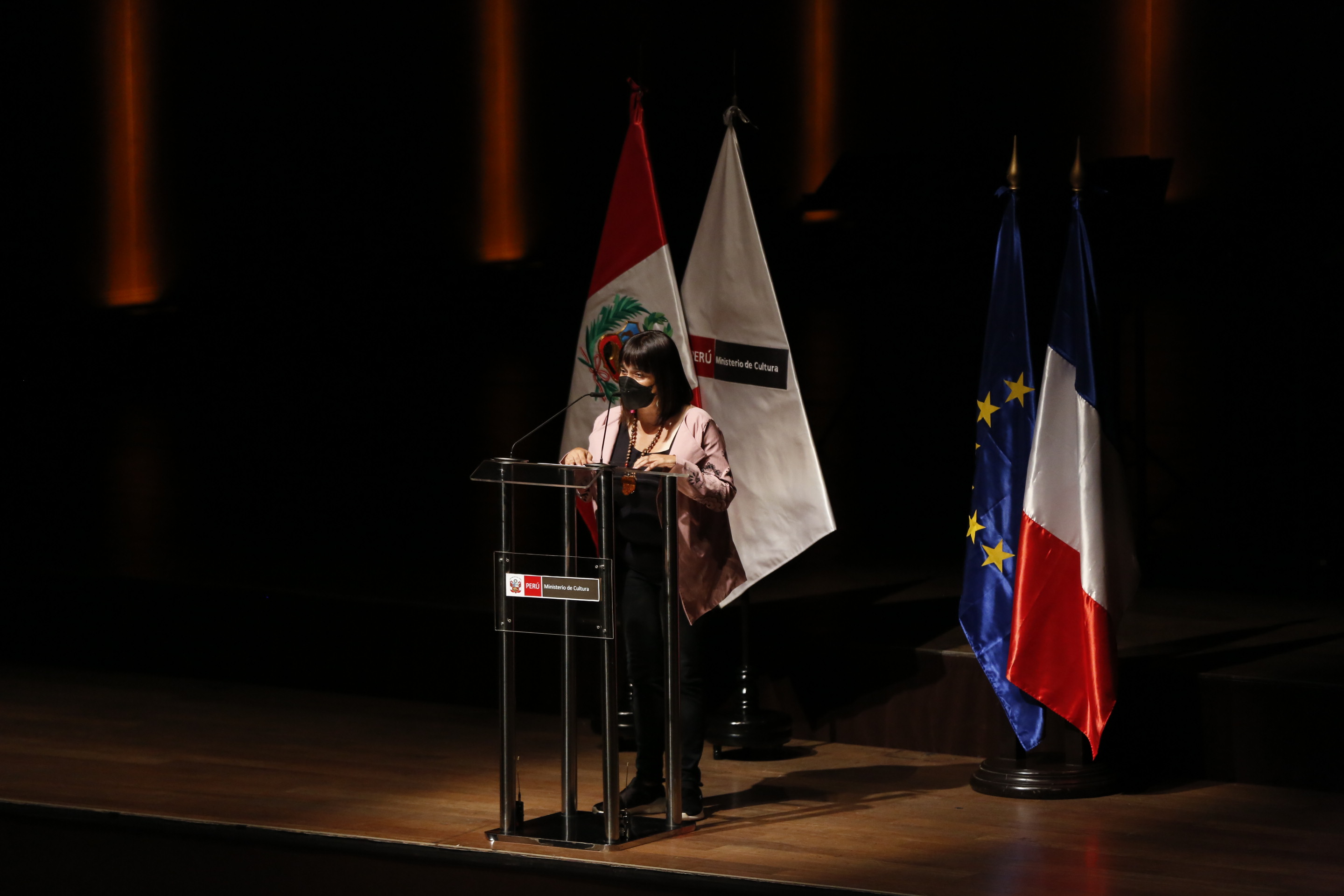 Ministerio de Cultura presentó a Paqari Camerata & Nathalie Marin en el Gran Teatro Nacional 