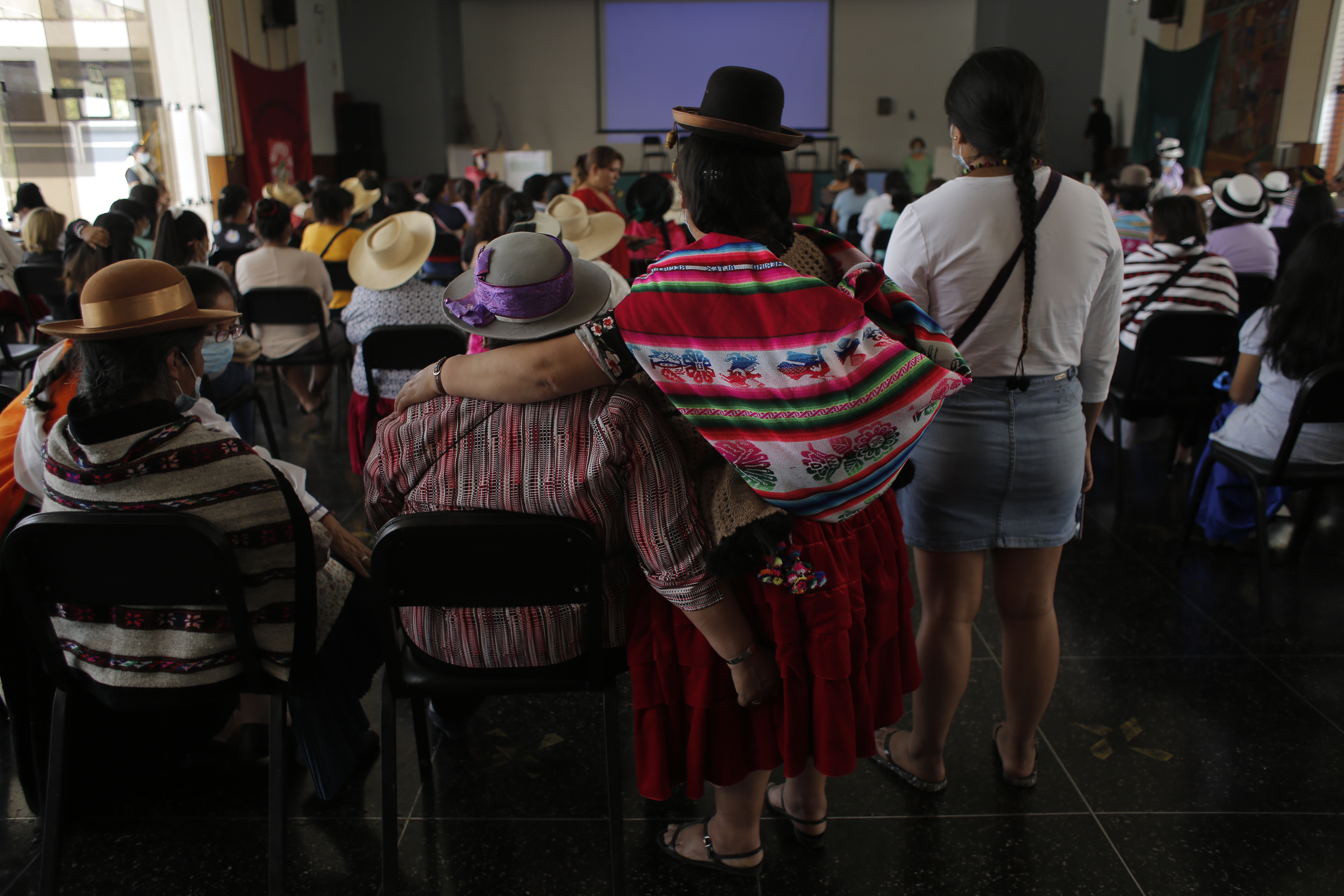Diálogo con mujeres artesanas