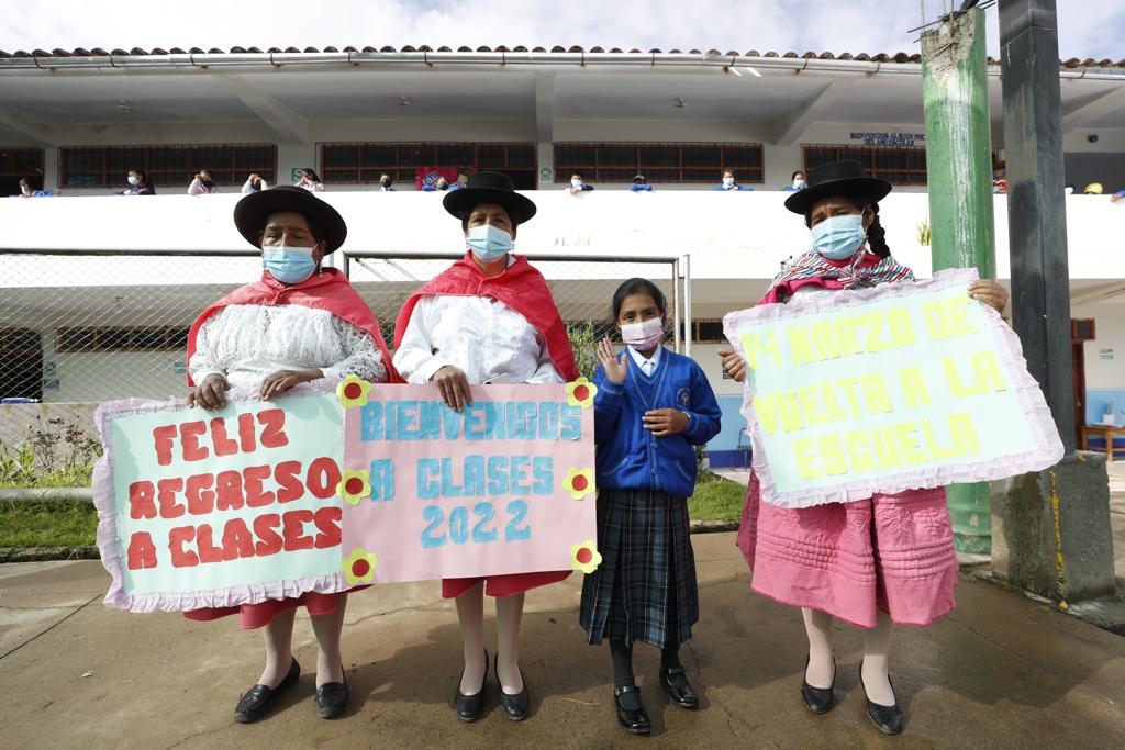 Ayacucho: Ministerio de Cultura supervisó inicio de clases presenciales en institución educativa Inca Pachacútec