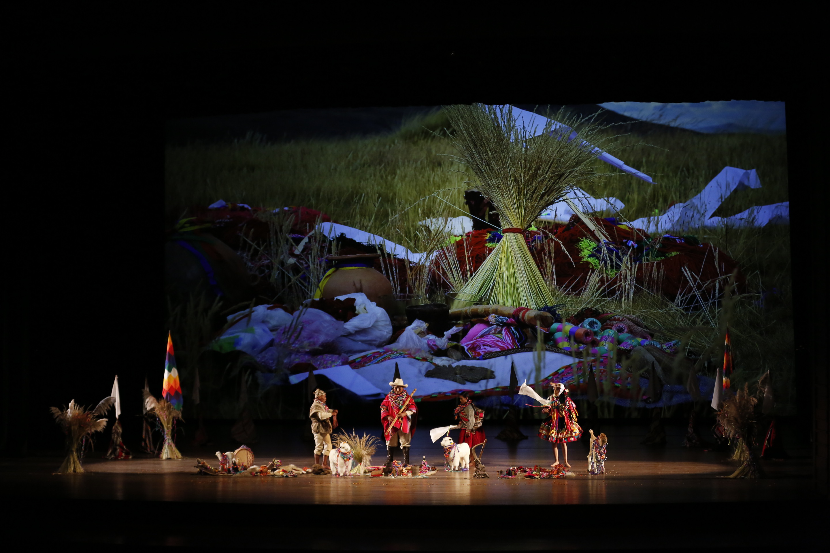 Ministerio de Cultura acerca la tradición música y danzas del Ayllu Maqquera al público en el Gran Teatro Nacional