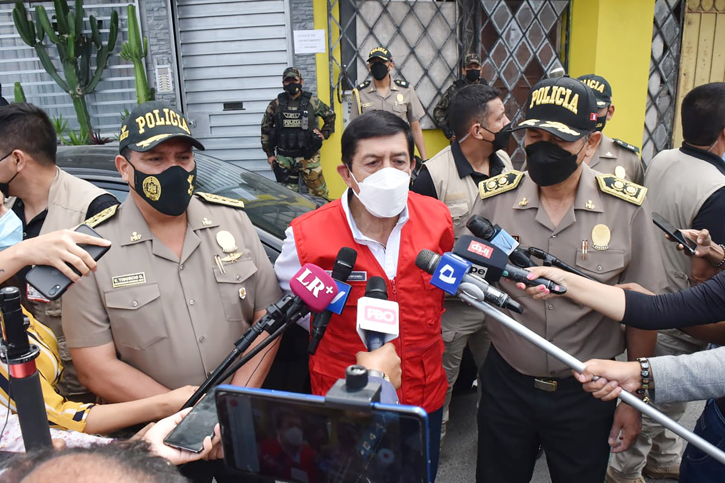 Equipos especiales de la Policía Nacional siguen tras los pasos de Los Dinámicos del Centro