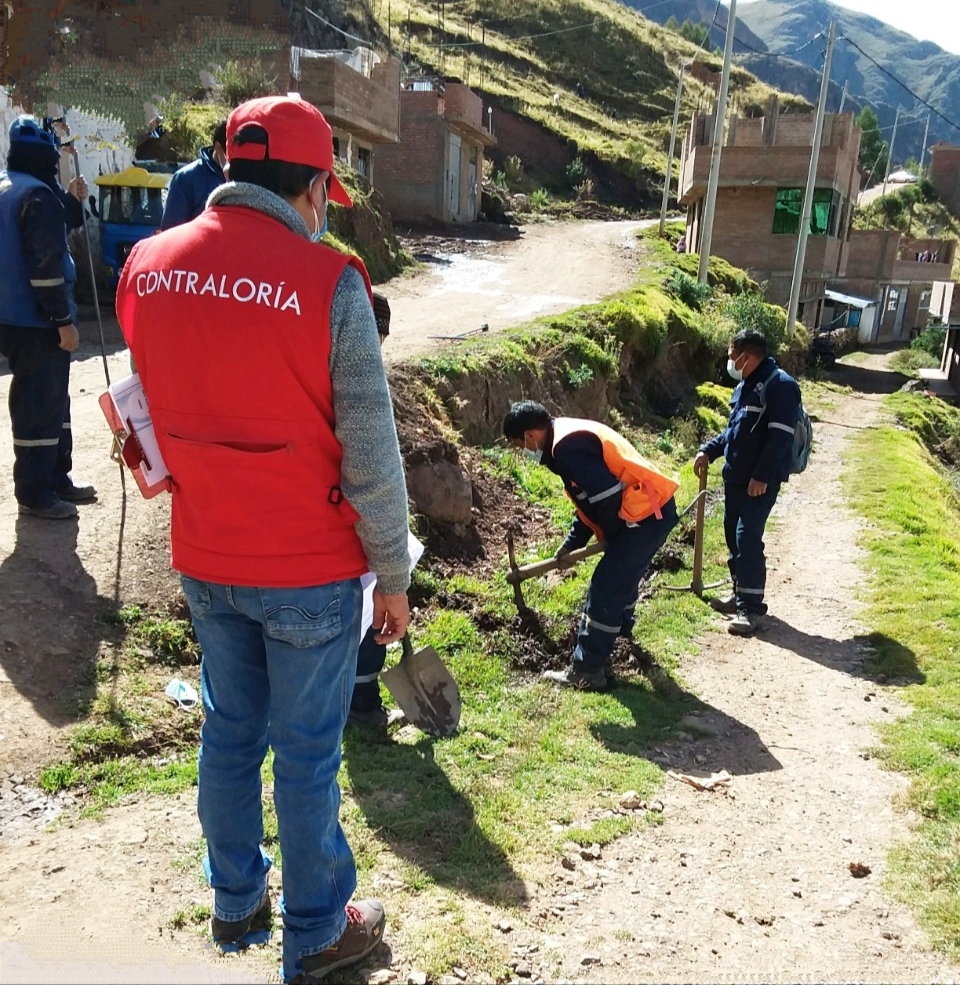 Obra de saneamiento sin funcionamiento por transferencia pendiente a EMAPA