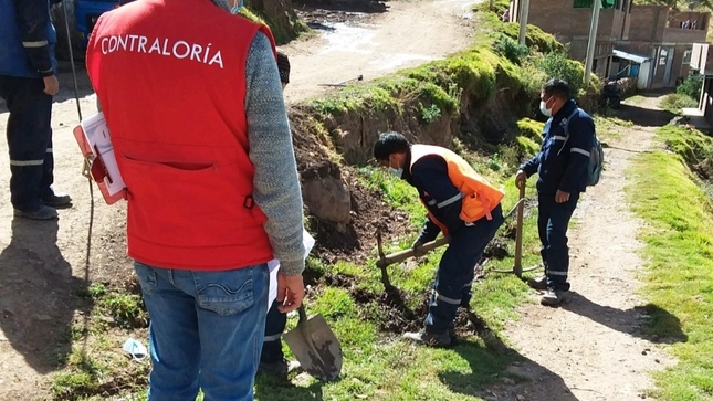 Obra de saneamiento sin funcionamiento por transferencia pendiente a EMAPA